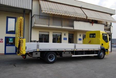 DAF LF 55.250 + RAMPA + VERRICELLO VIME MH 7850
