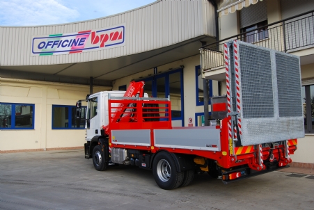 IVECO 140 E25P + FASSI F65AC.0.23 + VIME JHL 3700