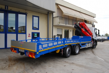 IVECO STRALIS 260 S36 + RAMPE + FASSI F215AC/235ACXP.25