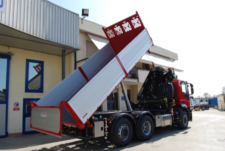 IVECO STRALIS 260 S45 + FASSI F235 A.2.25