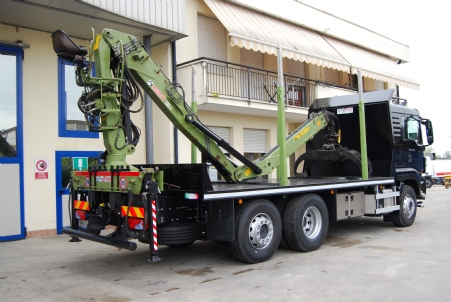MAN TGS 26.540 + LOGLIFT 135 ZT