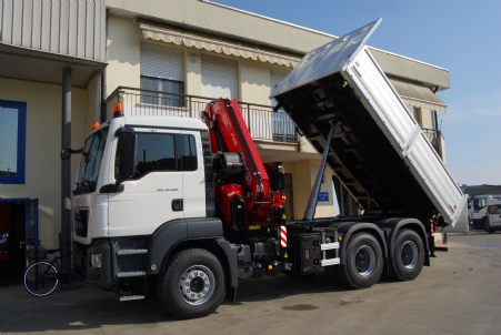 MAN TGS 33.420 6X4 CASSONE RIBALTABILE 3 LATI + FASSI F385A.2.25